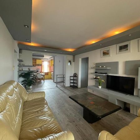 Lovely 3 Bedrooms Apartament 拉迪亚 外观 照片