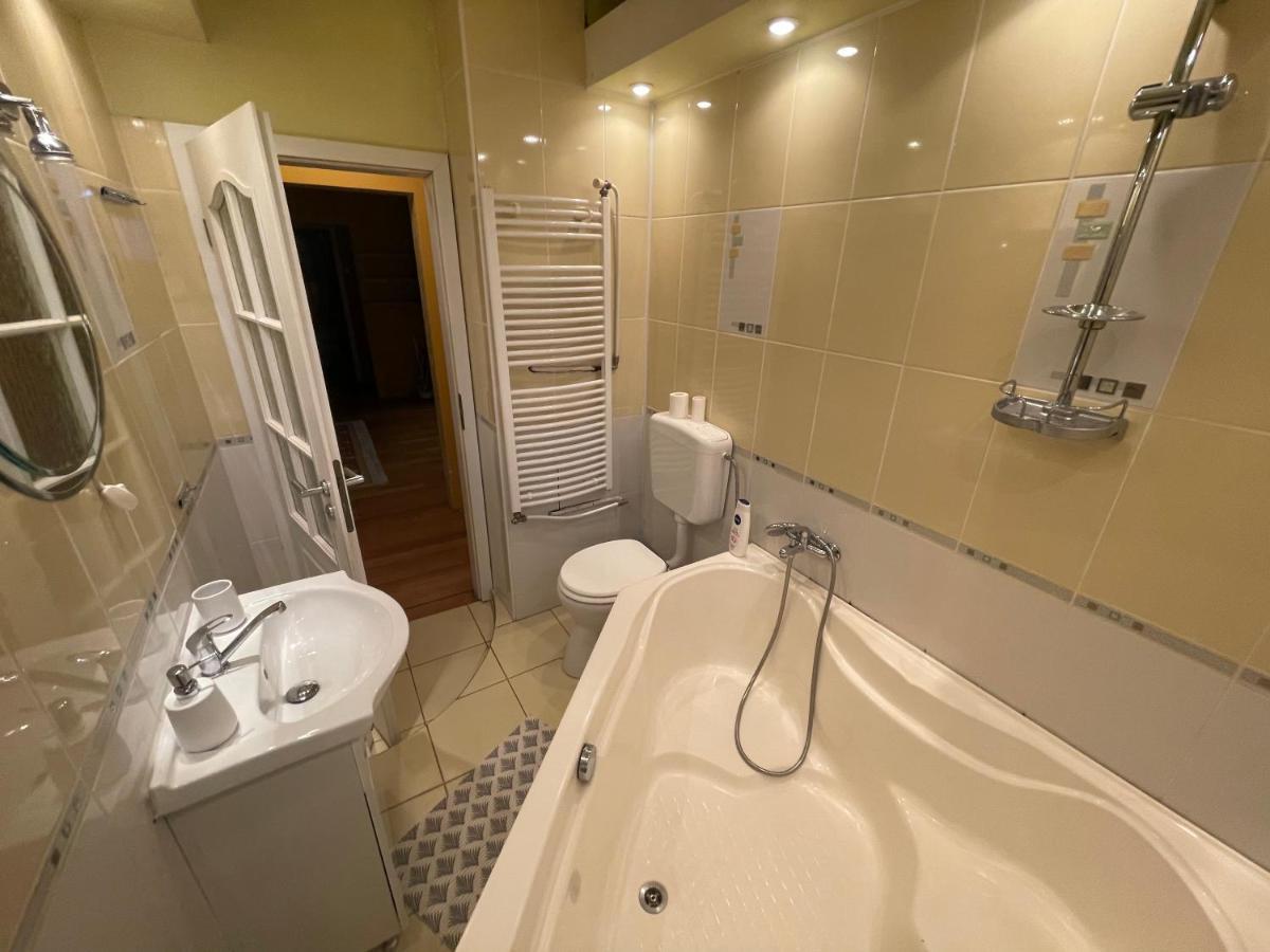 Lovely 3 Bedrooms Apartament 拉迪亚 外观 照片