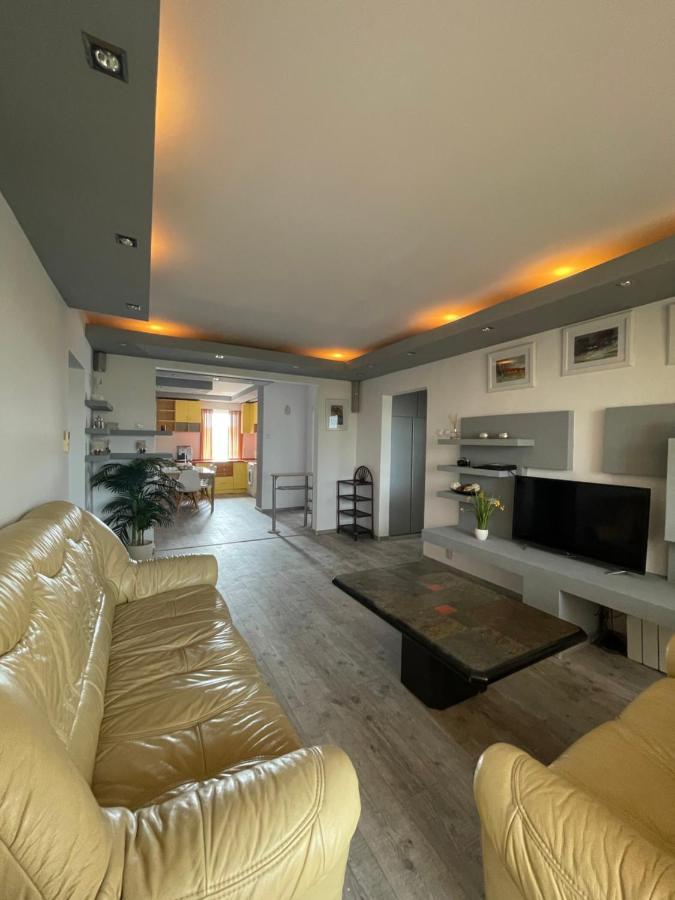 Lovely 3 Bedrooms Apartament 拉迪亚 外观 照片