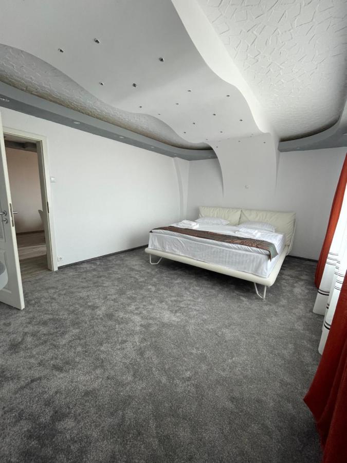 Lovely 3 Bedrooms Apartament 拉迪亚 外观 照片